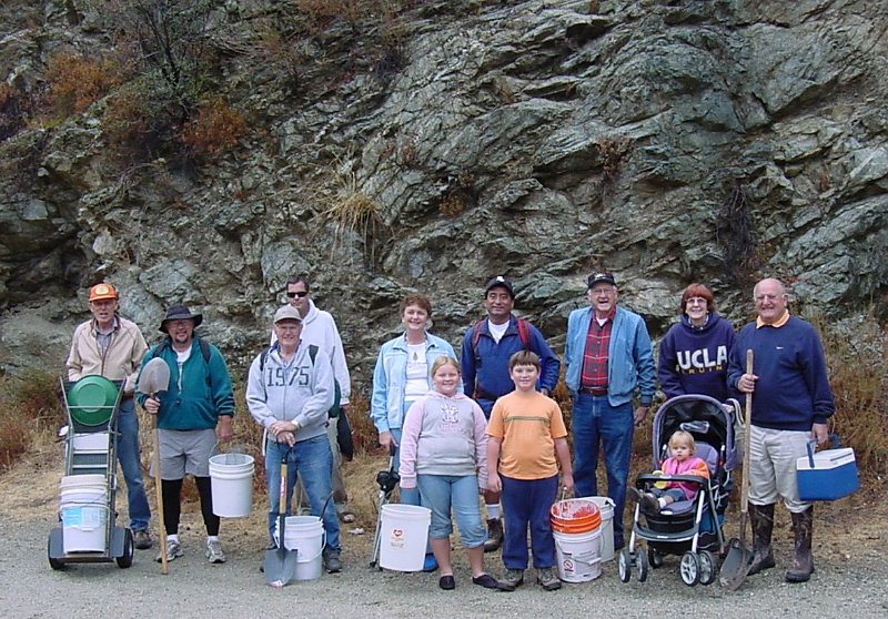 GoldPan-07_Group.JPG