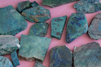 Picture of some sample rocks from a past silent auction